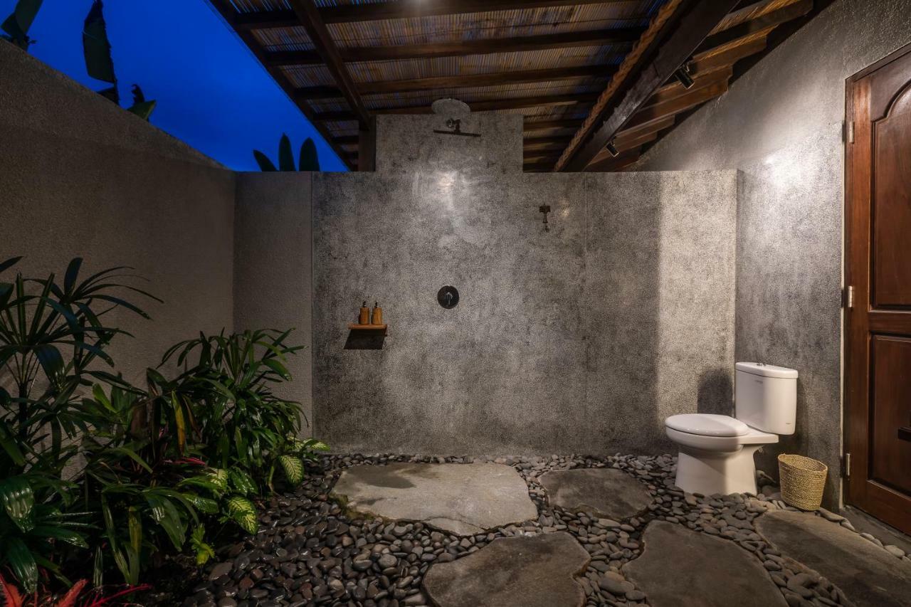 Villa Niyamas Ubud Exteriör bild